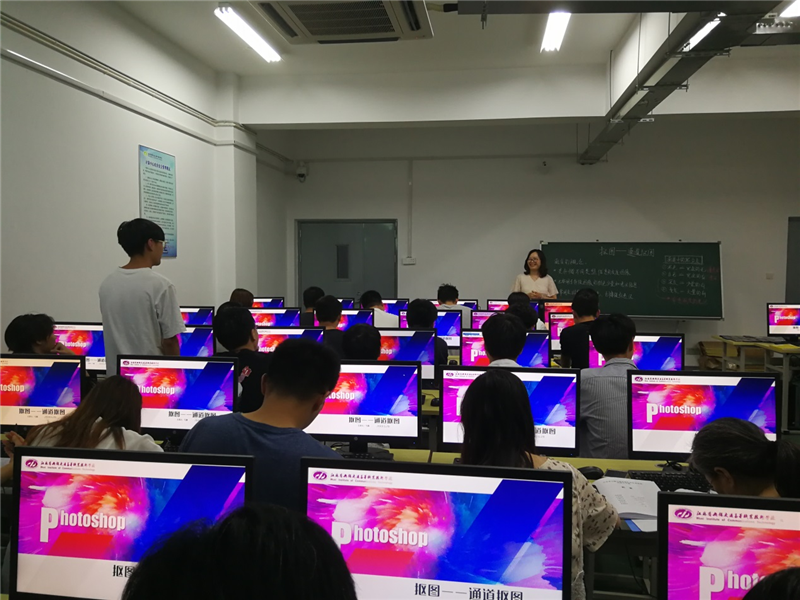 學(xué)校開展“推進(jìn)課堂改革 提高課堂效率”課堂教學(xué)展示活動