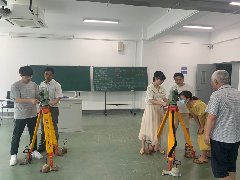 學(xué)校舉行2022年專(zhuān)業(yè)教師實(shí)踐操作技能達(dá)標(biāo)考核活動(dòng)